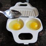 How To Cook Eggs In A Microwave Egg Poacher | Microwave egg poacher, How to cook  eggs, Microwave eggs