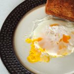 How to Fry an Egg in Your Microwave