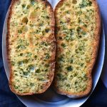 The Best Garlic Bread – Cravings & Crumbs