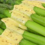 5 Simple Way to Cook Asparagus in the Microwave - Where and What In the  World