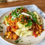 Vegan Loaded Baked Potatoes - Munchyesta