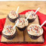 Brown Cow Cupcakes (Chocolate Root Beer Float) – Palatable Pastime  Palatable Pastime