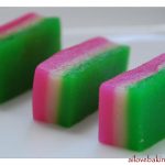 Google Image Result for http://ailovebaking.files.wordpress .com/2011/01/tri-colored-mochi-featured-pic_edite… | Sweet cooking,  International desserts, Cute desserts