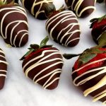 Full Guide For Chocolate Covered Strawberries - Eats Delightful