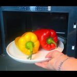 How to cook peppers in the microwave - YouTube