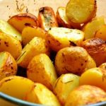 How to roast potatoes in the microwave - Easy