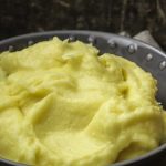 Basic Mashed Potatoes - healthy and easy - EasyDishes