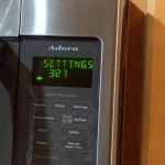 HOW TO SET THE CLOCK ON A GE MICROWAVE - YouTube