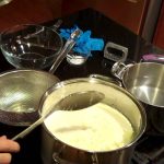 Homemade mozzarella cheese without a microwave in less than 40 minutes