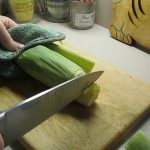 Corn on the Cob in a Microwave Oven - YouTube