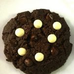 2 Minute Chocolate Cookie (Egg Free) - CurryandVanilla