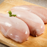 How to microwave chicken breast to make a tasty meal?