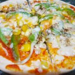 Microwave Pizza Recipe by Kuldeep Kaur - Cookpad