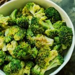 Easy 5-minute Microwave Steamed Broccoli with garlic + 5 quick dinner ideas