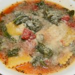 Ravioli Soup With Spinach and Tomatoes – VegCharlotte