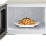 KOR07R3ZEC 0.7 cu. ft 700W Retro Countertop Microwave Oven, Cream