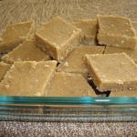 It's a matter of taste...: Microwave Sukhadi / Gud Papdi