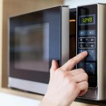 10 Best Microwaves In Canada 2021 - Review & Guide