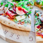 Rustic Flatbread Fig & Prosciutto Pizza | La Cucina di Kerrs -