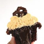 Peanut Butter Lava Fudge Cupcakes Recipe - CUCINA DE YUNG