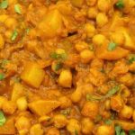 RECIPE: Sweet Potato, Chickpea & Apricot Curry (mild) – Angry Old Spoonie