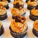 Chocolate Cupcakes with Peanut Butter Frosting and Dipped Pretzels – Sugar,  Salt, Sarah.