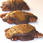Homemade Caramel Turtles | EASYBAKED
