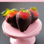 Chocolate Ganache Dipped Strawberries - AeslinBakes