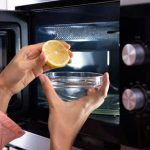 How to clean a microwave with vinegar: the best microwave cleaning hack! -  Home like you mean it