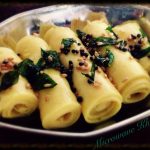 MICROWAVE KHANDVI - the-happy-belly