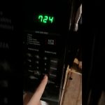 how to set a clock into your Magic Chef microwave - YouTube