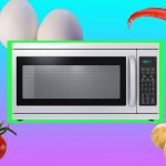 10 Foods That Should Never Be Microwaved – SheKnows