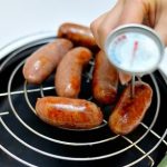 9 Ways to Cook Bratwurst - wikiHow