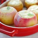 How to bake apples in the microwave so that they are juicy: recipes + their  benefits and harm