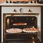How to Make Pizza in Microwave Oven? (August 2021)