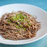 👨‍🍳Recipe: [Dorm] A hot and sour cold soba noodles can be prepared with  an electric kettle. | Home Cooking Recipes🍽️