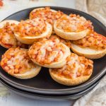 How Long to Cook Bagel Bites in Microwave 2021 - buykitchenstuff.com