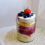 18 Mason Jar Breakfasts to Help Make Busy Mornings Bearable – SheKnows