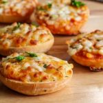 How Long to Cook Bagel Bites in Microwave 2021 - buykitchenstuff.com