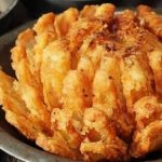 How to Reheat a Bloomin Onion- Perfect Ways to Reheating [2021]