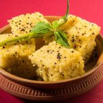 माइक्रोवेव ढोकला रेसिपी - Microwave Dhokla Recipe in Hindi - Indian Recipes