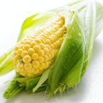 How to Microwave Corn on the Cob | Iupilon