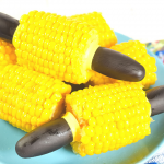 How to Cook Corn on the Cob in the Microwave - Amanology