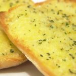How to Bake Garlic Bread in the Microwave? – The Housing Forum