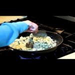 Bertolli - Chicken Florentine & Farfalle - YouTube