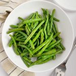 How to Steam Green Beans in the Microwave - Baking Mischief