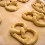 Soft Homemade Pretzels WITHOUT Yeast | briannajoycee