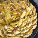 Spiral Roasted Potatoes with Garlic and Bacon | Foodtasia