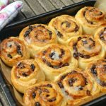 Cinnamon Raisin Buns Recipe