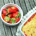 Rhubarb and Strawberry Crumble